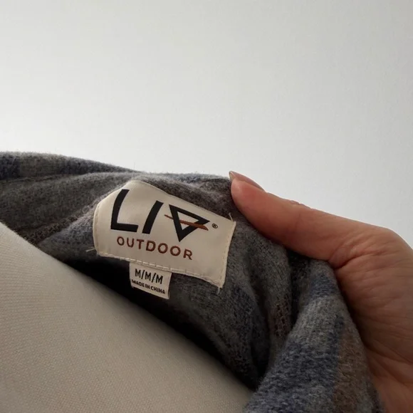 Aztec Shacket - Picture 2 of 2